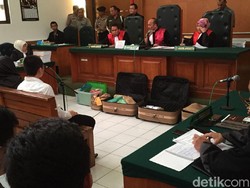 11 Jemaah Jadi Saksi di Sidang Bos First Travel Hari Ini
