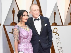 Smooch! Gaya Pasangan Selebriti di Red Carpet Oscar 2018
