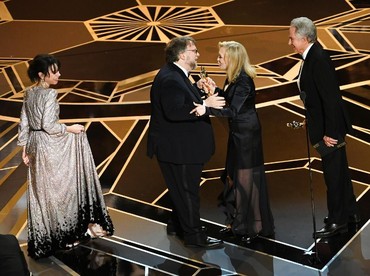 Total film tersebut meraih empat buah piala di Oscar tahun ini. Kevin Winter/Getty Images.