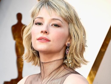 Entah apa alasannya tampil nyentrik di acara tersebut. Frazer Harrison/Getty Images.