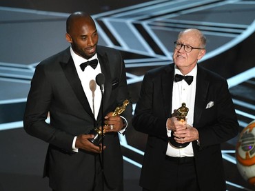 Kobe Bryant Raih Oscar!