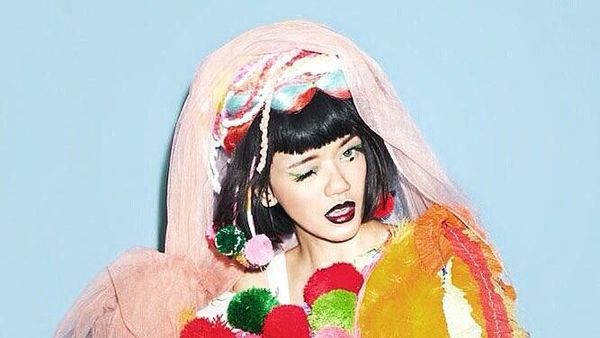 Foto: Gaya Nyentrik Dylan Sada, Model Indonesia yang Curhat Dipukuli Kekasih