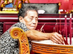 Bersyukur di usia senja