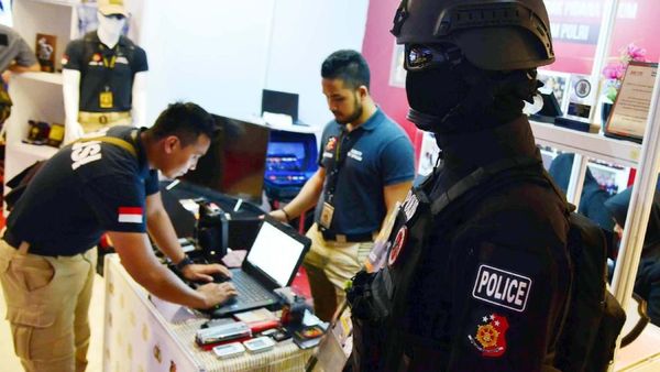 Mengunjungi Pameran Bareskrim Polri 2018