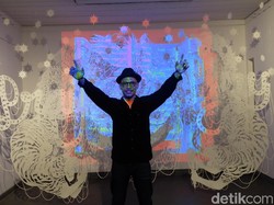 Rudy Atjeh, Seniman Aceh yang Berkarya dengan Seni Potong Kertas