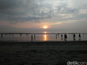 900 Turis Asing di Bali Dideportasi, Imigrasi: Kami Selektif