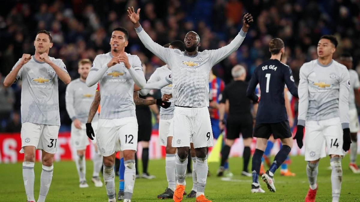Manchester United menang 3-2 atas Crystal Palace setelah sempat tertinggal dua gol lebih dulu (Foto: David Klein/Reuters)