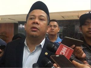 Cerita LRT: Anggaran Dikritisi Prabowo, Tinggi Tiang Disorot Fahri Cerita LRT: Anggaran Dikritisi Prabowo, Tinggi Tiang Disorot Fahri