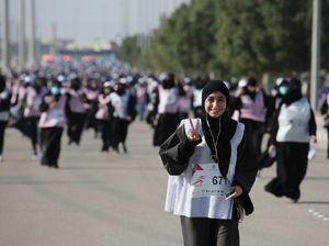 Arab Saudi Makin Terbuka, Ribuan Hijabers Ikut Lomba Lari Pertamakalinya Arab Saudi Makin Terbuka, Ribuan Hijabers Ikut Lomba Lari Pertamakalinya