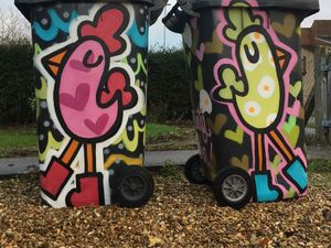 Grafiti Hasil Karya Ibu dan Anak Ini Keren Banget!