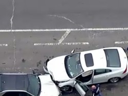 Mobil Tabrak Kendaraan Parkir di New York, 2 Bocah Meninggal