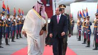 Foto: Ini yang Dilakukan Putra Mahkota Arab Saudi Saat Kunjungi Mesir