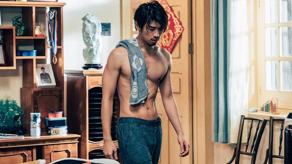 Rahasia Bugar Chen Bolin, Si Aktor Ganteng Taiwan