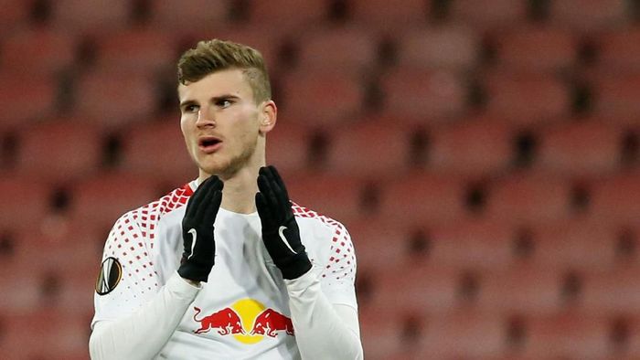 Timo Werner Soccer Football - Europa League Round of 32 First Leg - Napoli vs RB Leipzig - Stadio San Paolo, Naples, Italy - February 15, 2018 RB Leipzigs Timo Werner reacts REUTERS/Ciro De Luca