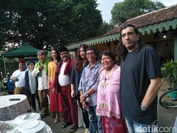 Zaenab dan Sarah Hidupkan Cerita Si Doel The Movie