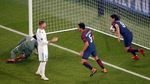 Foto: Madrid Depak PSG dari Liga Champions