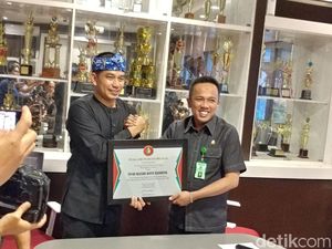 Kawal Proyek, Kejari Bandung Terima Penghargaan dari PDAM