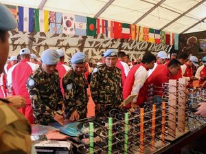 Satgas Indobatt Gelar Bazar Murah di Libanon Selatan