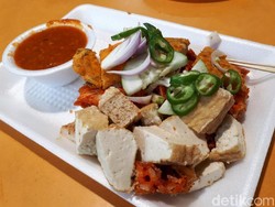 Puas Belanja dan Jajan Mamak Rojak hingga Roti Prata di Tekka Centre