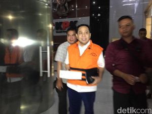 Ditahan KPK 3 Bulan Lebih, Berat Badan Setya Novanto Turun Ditahan KPK 3 Bulan Lebih, Berat Badan Setya Novanto Turun