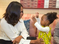Asyiknya Goyangan Michelle Obama dengan Shake It Off Taylor Swift