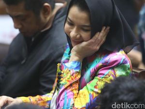 Saksi Sebut Kedekatan Bupati Rita dan Khairudin Bak Jokowi-Megawati Saksi Sebut Kedekatan Bupati Rita dan Khairudin Bak Jokowi-Megawati