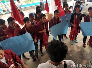 Kedatangan Cawagub Syaikhu di Kampus UMMI Diwarnai Protes