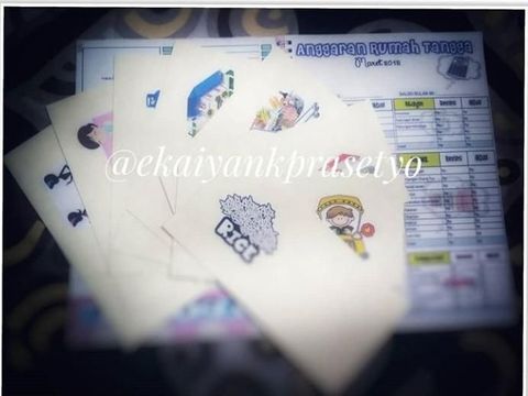 Tips disiplin mengelola keuangan keluarga/