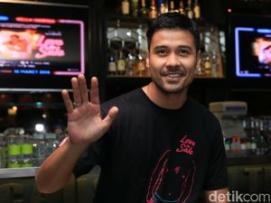 Chicco Jerikho Masih Bungkam Soal Pernikahannya