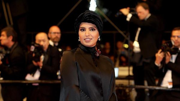 Foto: Wanita Cantik Ini Jadi Satu-satunya Hijabers di Red Carpet Oscars 2018