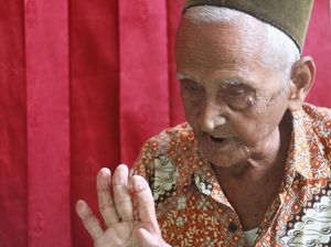 Akhirnya Nyak Sandang Naik Pesawat Akhirnya Nyak Sandang Naik Pesawat