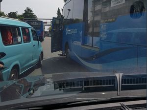 TransJ Cek Foto Viral Bus Turunkan Penumpang di Tengah Jalan