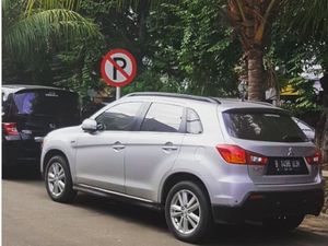 Nah Ayo Siapa yang Parkirnya Belepotan Begini Nah Ayo Siapa yang Parkirnya Belepotan Begini