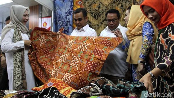 Fraksi Gerindra Gelar Bazar
