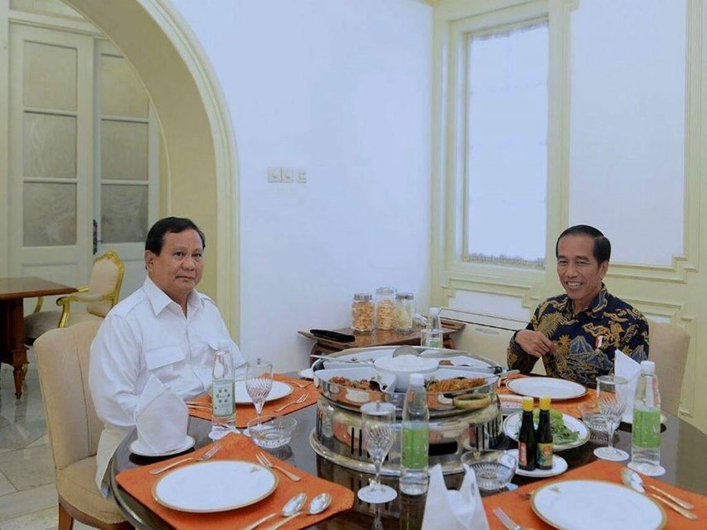 Capres Jokowi dan Prabowo Sama-Sama Doyan Masakan Rumahan Capres Jokowi dan Prabowo Sama-Sama Doyan Masakan Rumahan