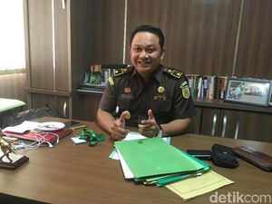 Kejari Jakbar Tetapkan 3 Tersangka Korupsi Alkes RSUD Cengkareng