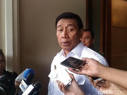 Wiranto: Hoax Musuh Bersama, Masyarakat Ikut Jadi Korban