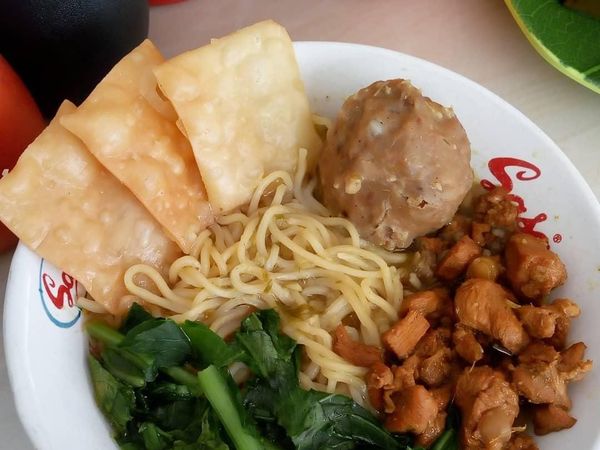 Enaknya Siang Ini Menikmati 10 Racikan Mie Ayam Kampung Kesukaan Netizen