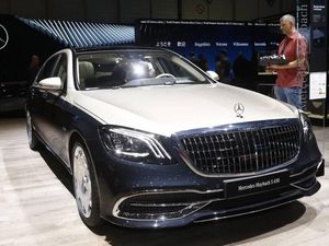 Mobil Mewah dan Bertenaga dari Mercedes-Benz Mobil Mewah dan Bertenaga dari Mercedes-Benz