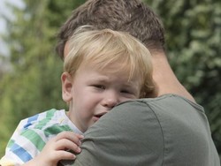 Kolega Sumbang Pekerja 3.300 Jam Lembur Untuk Rawat Anak Sakit