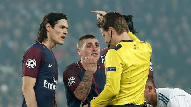 Marco Verratti sudah mendapat tiga kartu merah bersama PSG yang seluruhnya terjadi di babak gugur Liga Champions.