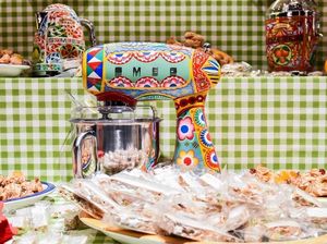 Ini Deretan Peralatan Dapur yang Cantik dan Stylish dari Dolce & Gabbana Ini Deretan Peralatan Dapur yang Cantik dan Stylish dari Dolce & Gabbana