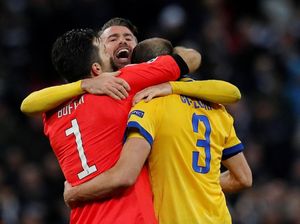Buffon dan Chiellini, Luar Biasa!