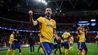 Usianya memang sudah 33 tahun, tapi sampai saat ini masih diandalkan di lini belakang Juventus. Giorgio Chiellini punya pengalaman dan aura pemimpin yang tak perlu diragukan lagi. (Foto: Eddie Keogh/Reuters)