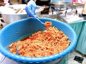 62 Warga Kampung Cikancung Keracunan Makanan Hajatan