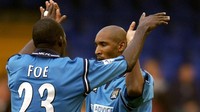 Begitu juga Manchester City yang memesiunkan nomor 23 milik Marc-Vivien Foe yang meninggal karena serangan jantung saat tampil di Piala Konfederasi 2001 bersama Kamerun. (Istimewa)