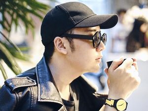 10 Foto Keseruan Rangga Mantan Personil SMASH Saat Nikmati Kopi dan Makan Enak 10 Foto Keseruan Rangga Mantan Personil SMASH Saat Nikmati Kopi dan Makan Enak
