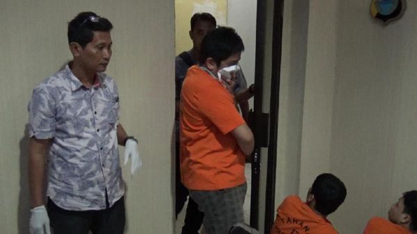 Foto: Anak Kepala Badan Narkotika Maros Digelandang karena Pakai Sabu