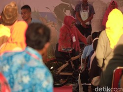 Jawab Kuis Nama Ikan, Ayu Tagih Sepeda ke Jokowi