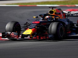 Pecahkan Rekor, Ricciardo Tercepat di Hari Kedua